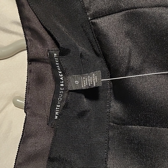 WHBM Fullly lined Skirt w/tulle - Picture 3 of 9